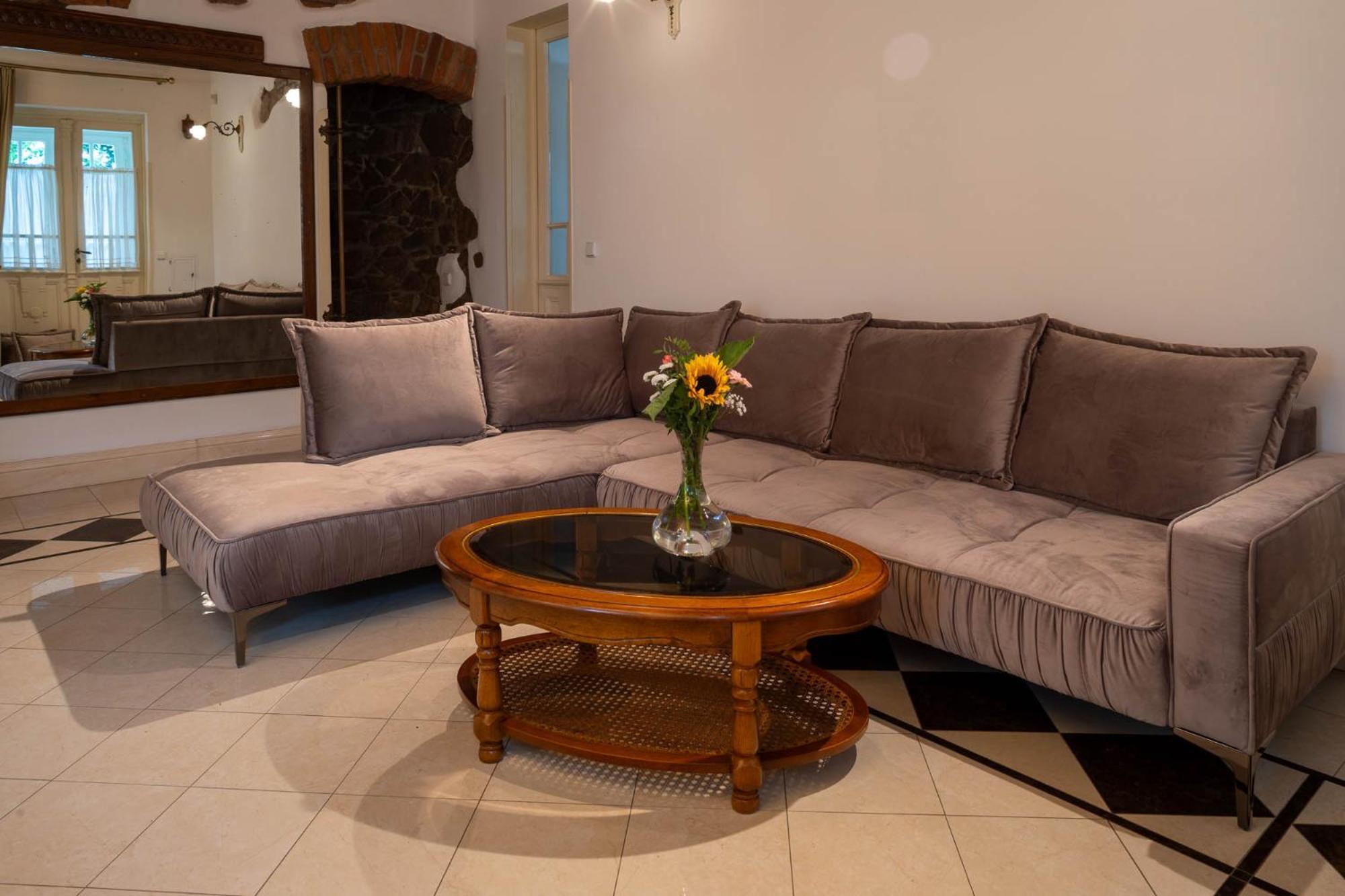 Вилла Rezidence Palmbaum - Luxury And Relax Карловы Вары Экстерьер фото